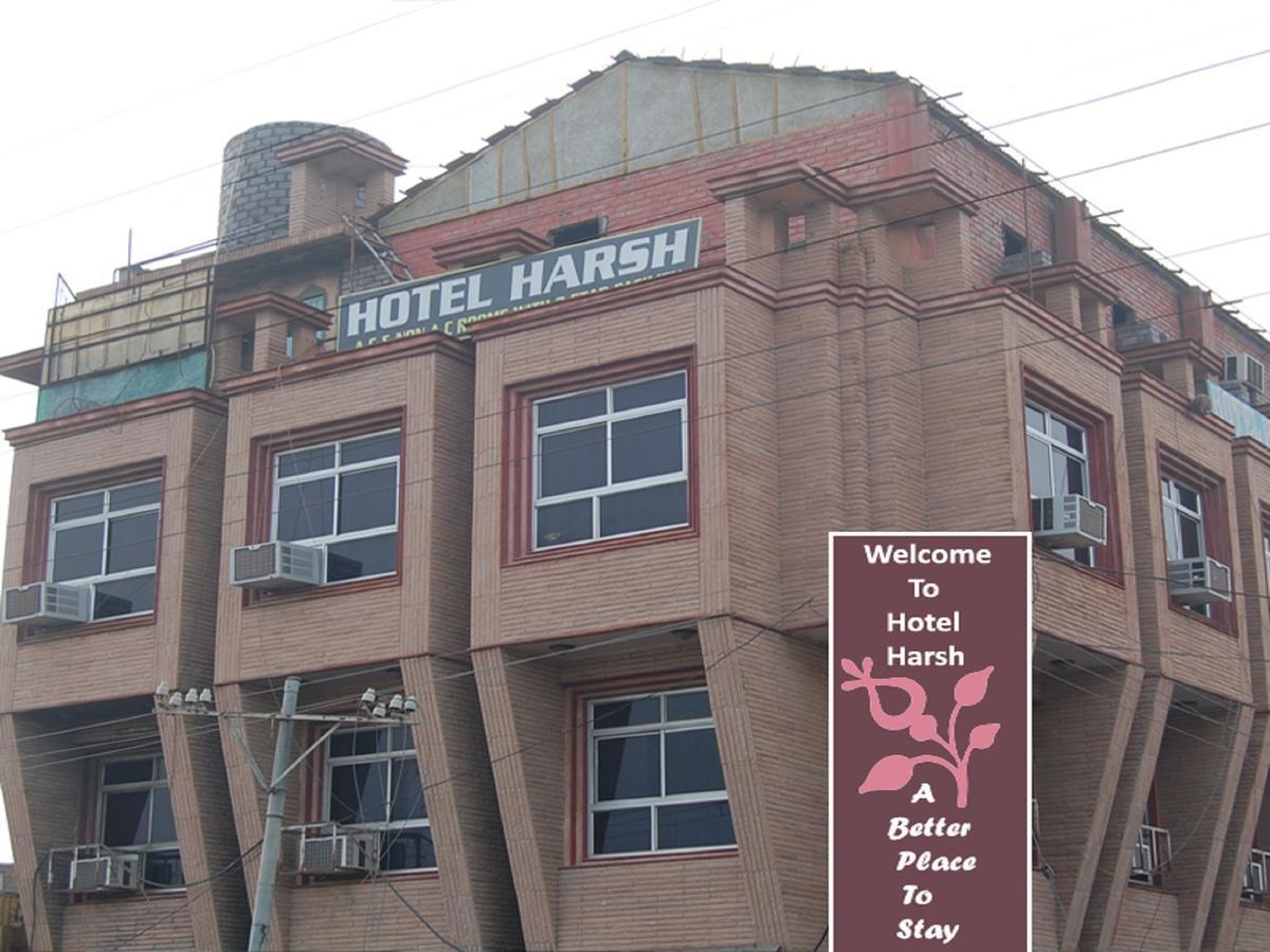 Harsh Hotel Suratgarh Kültér fotó