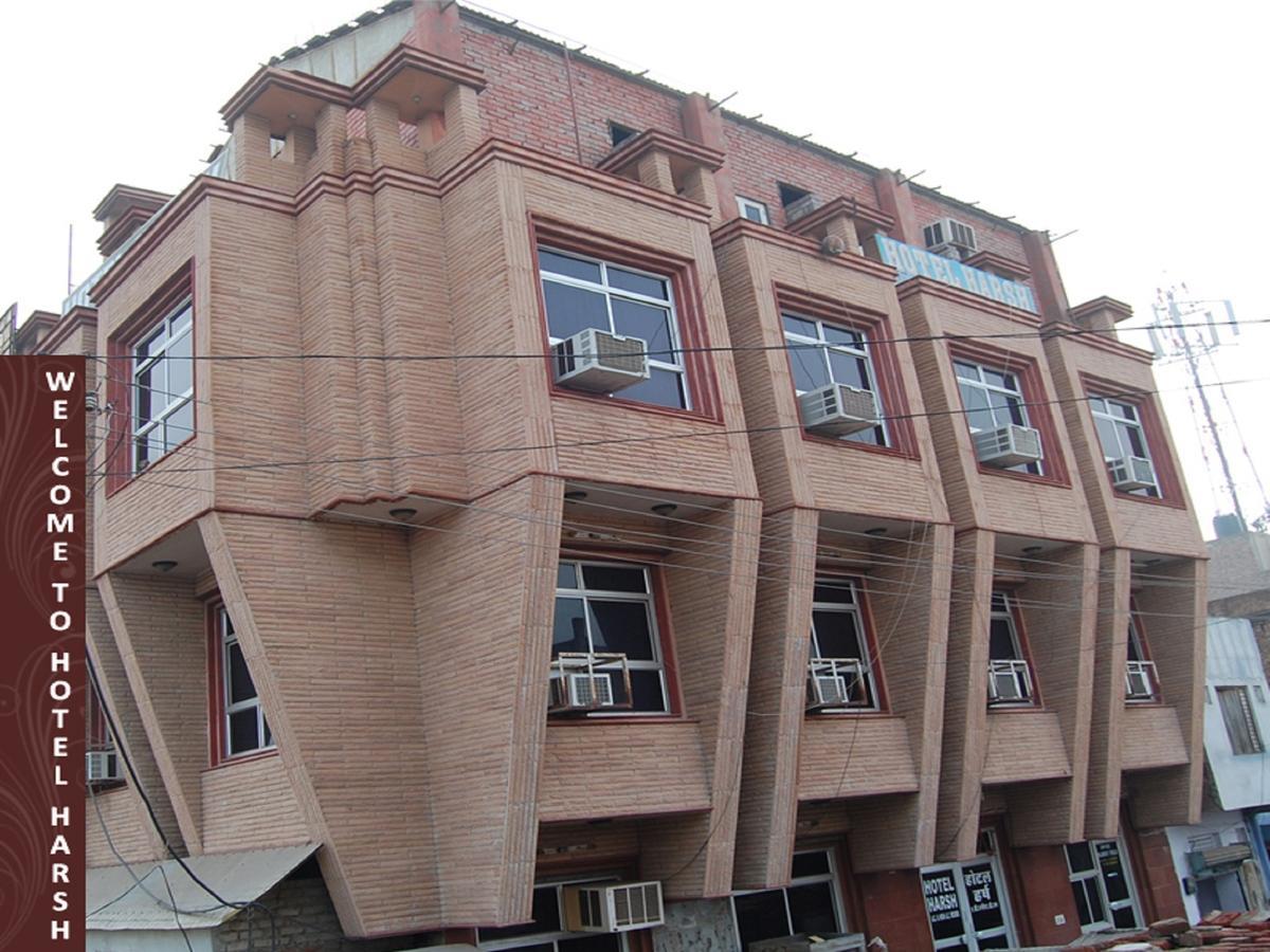 Harsh Hotel Suratgarh Kültér fotó